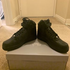 Men’s Nike Air Force One Kicks, Size 11.5